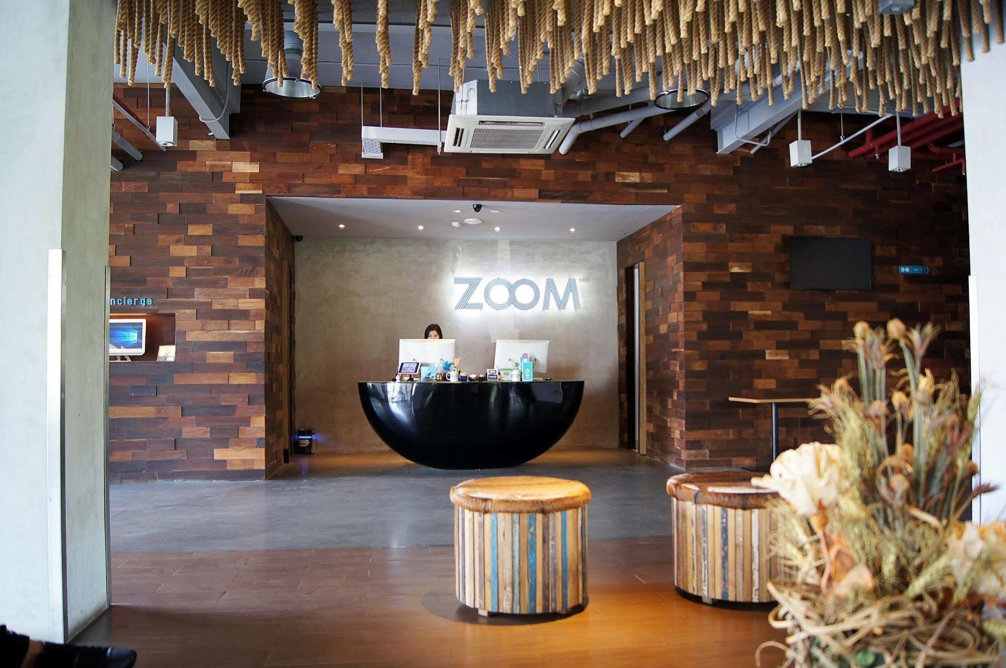 Zoom Smart Hotel Jemursari Сурабая Экстерьер фото